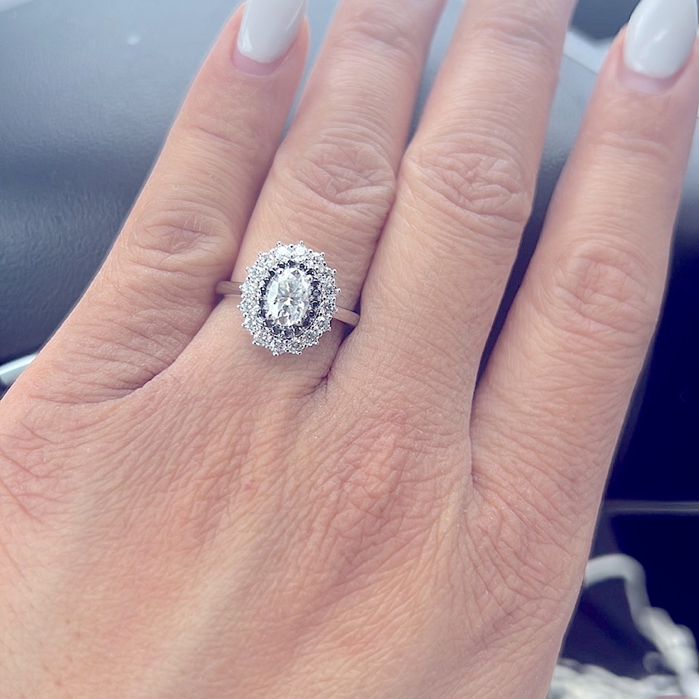 14k/silver Elegant Black and White lab grown brilliant Halo Ring